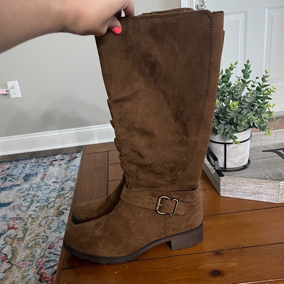 Unr8ed brand tall brown boots - Picture 1 of 5
